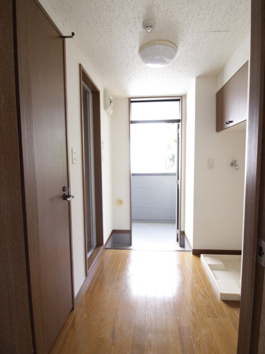 廊下 アム－ルグランシャリオ