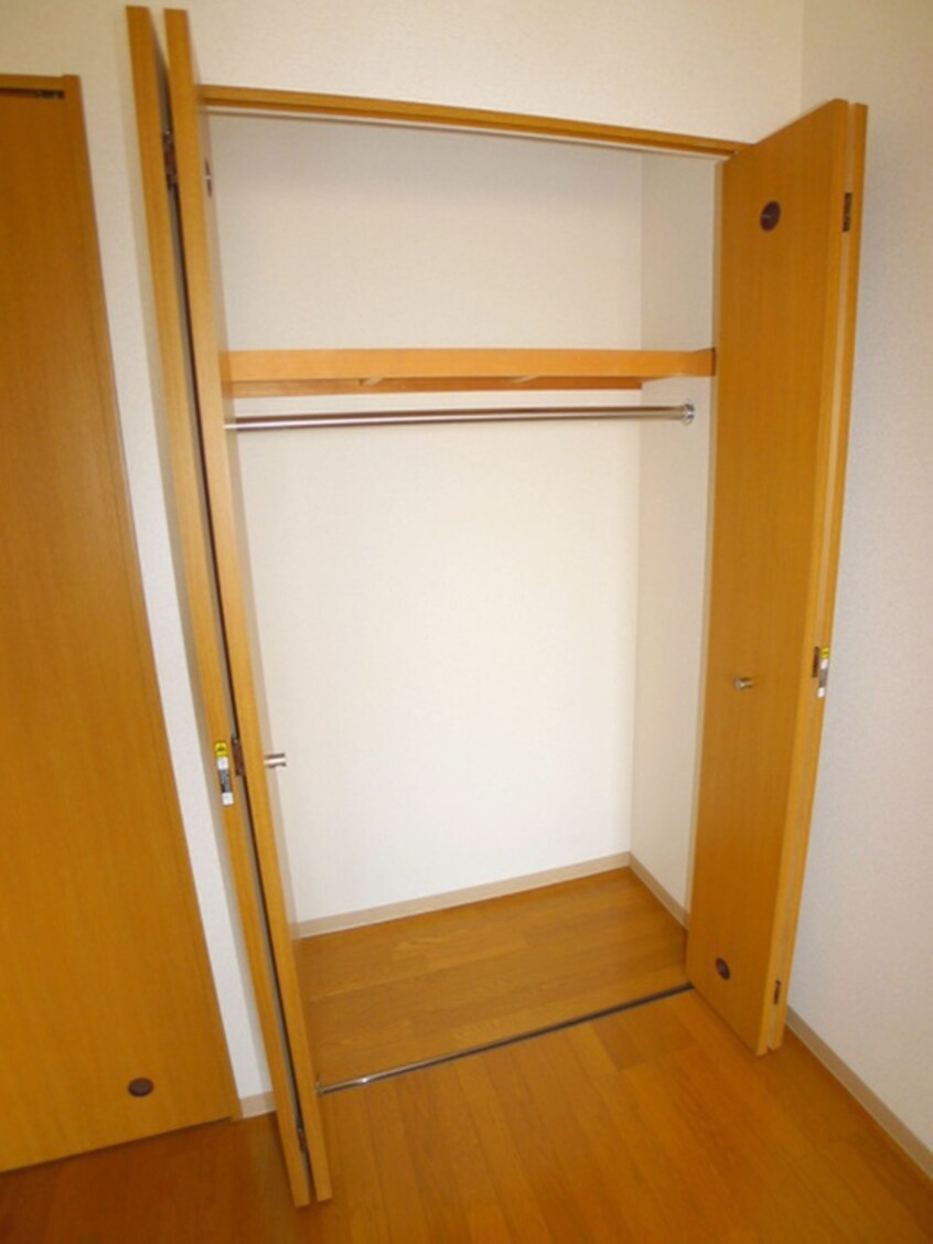 収納 ビュ－フレア片町