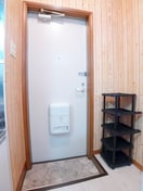 玄関 アップル館