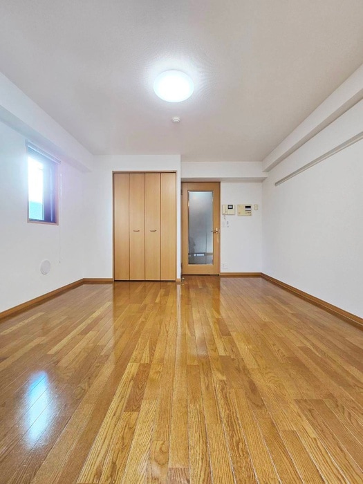 居室 AXIS若松町