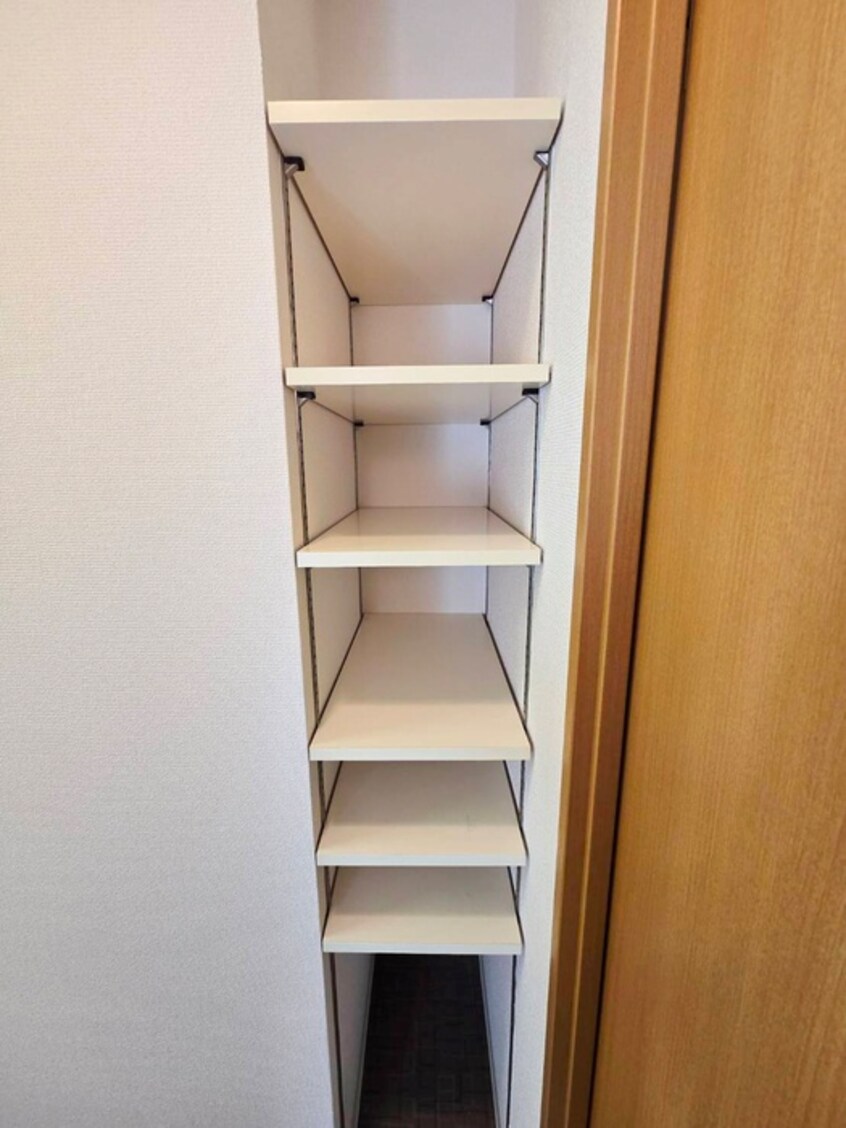 収納 AXIS若松町