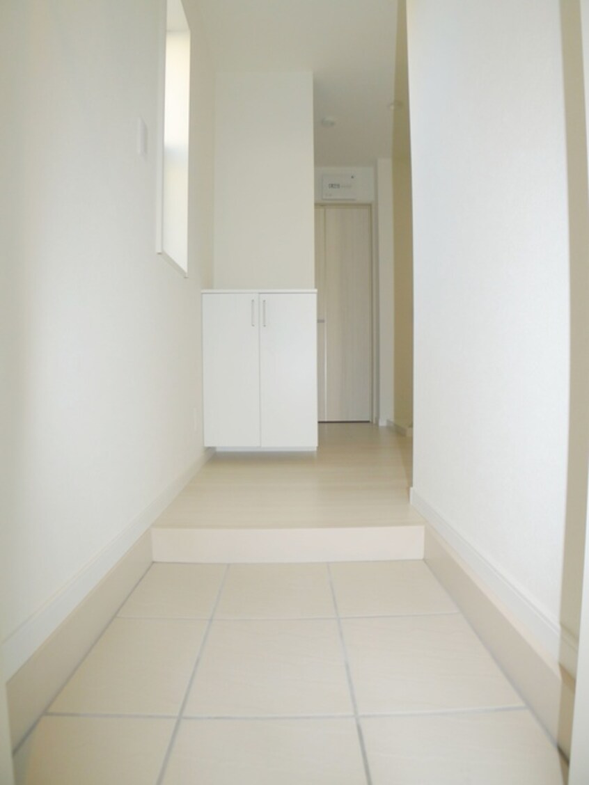 玄関 NS　GATE　青井・弘道