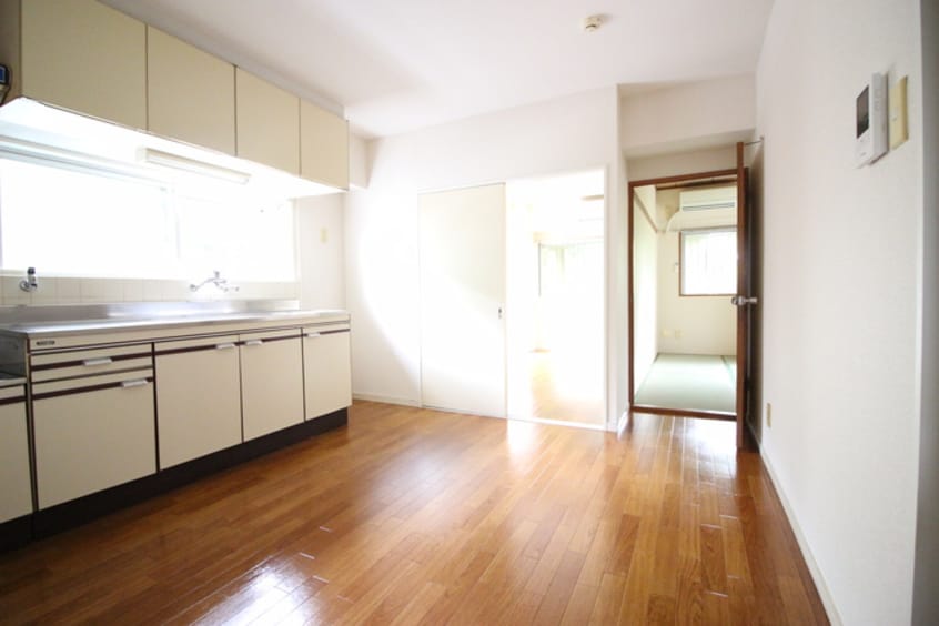 内観写真 シャトルブラウンＡ