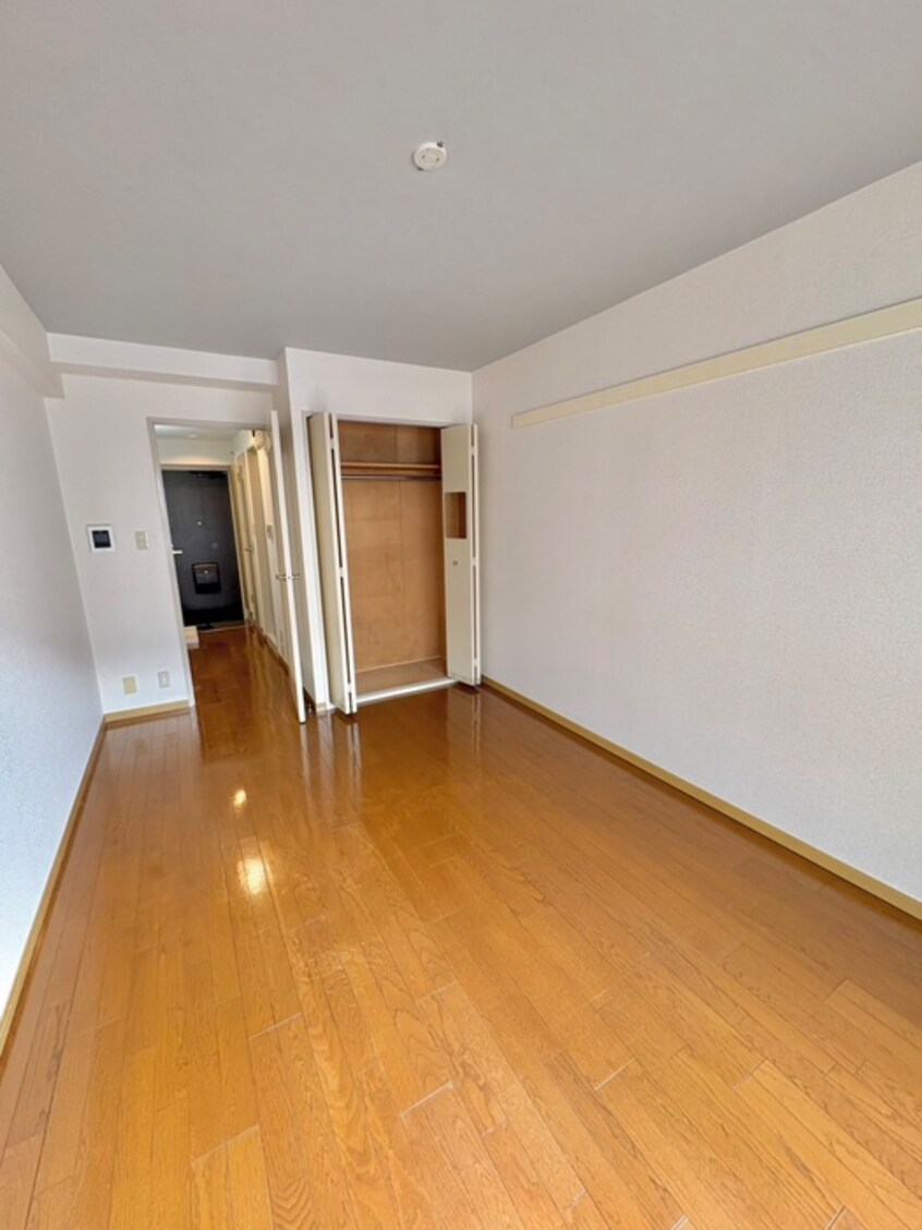 内観写真 パンジ－　Ｆ－８