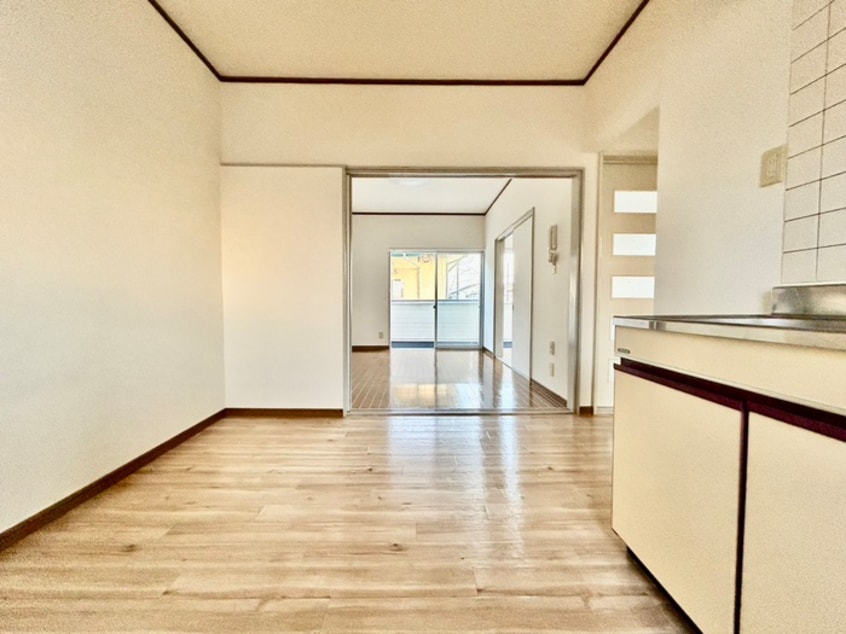 居室 コーポカワイ