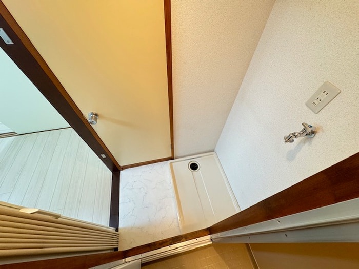 洗濯機置場 ハイツ麹町