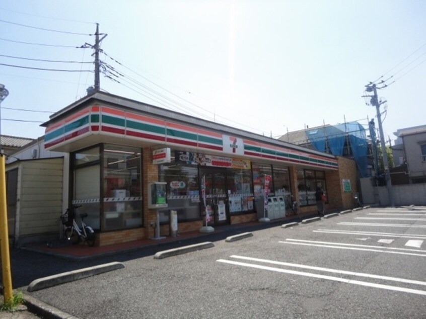 セブンイレブン八王子元横山二丁目店(コンビニ)まで230m シルクハイム岩崎Ｂ