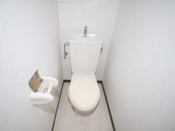 トイレ ドマーニ Ｉ