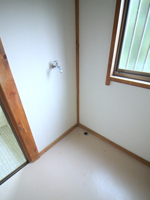 洗濯機置場 篠原様方貸家