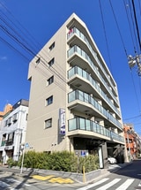 レ　ボヌール　セシル