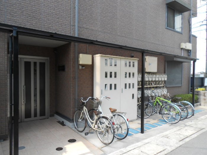 駐輪場 湘南（新）パラシオン
