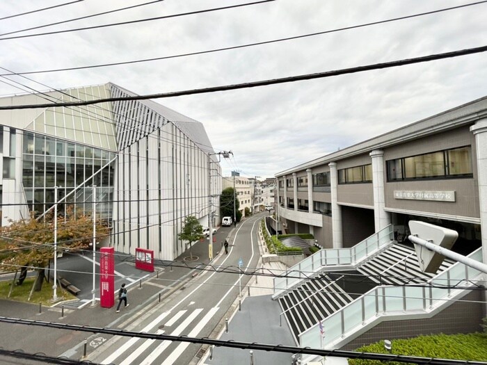 室内からの展望 グリ－ンヴァリィ川上