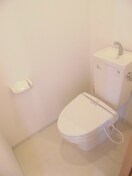 トイレ プレベ－ルシラハタ