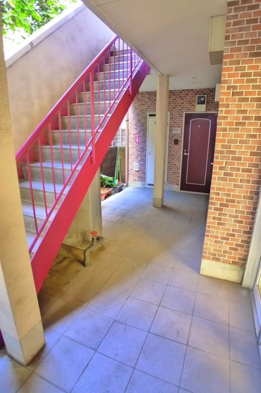 エントランス部分 ア－トビルズ六番館