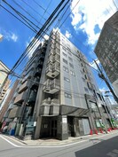 友泉巣鴨ビルの外観