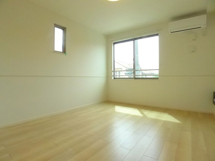 居室 カーサモデラート