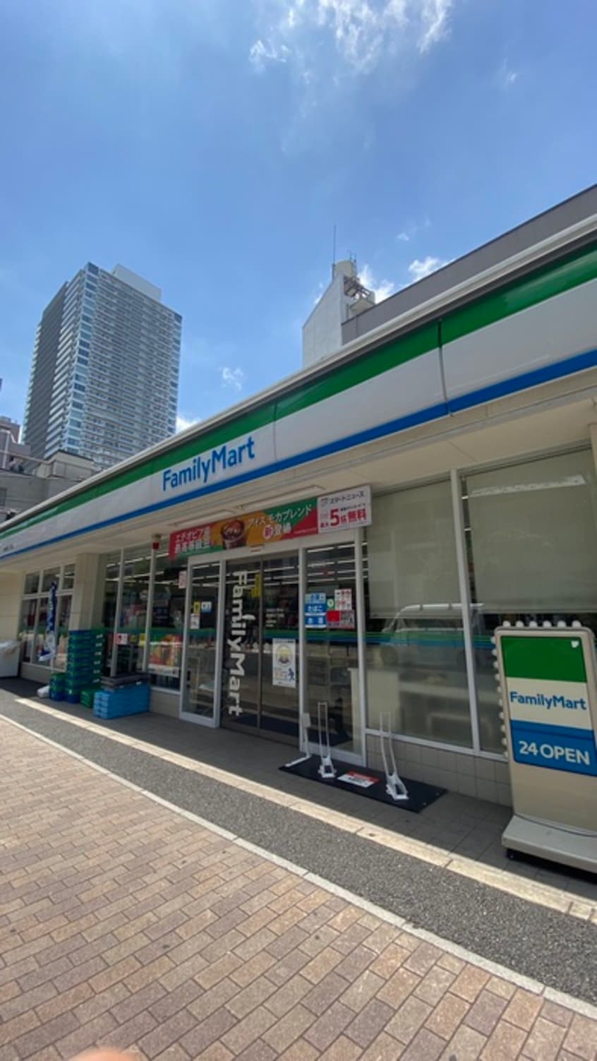 ファミリーマート(コンビニ)まで141m アーバンステージ浅草