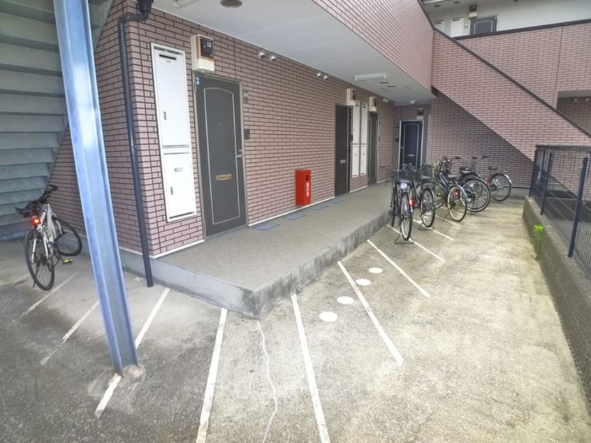 駐輪場 グランビスタ参番館