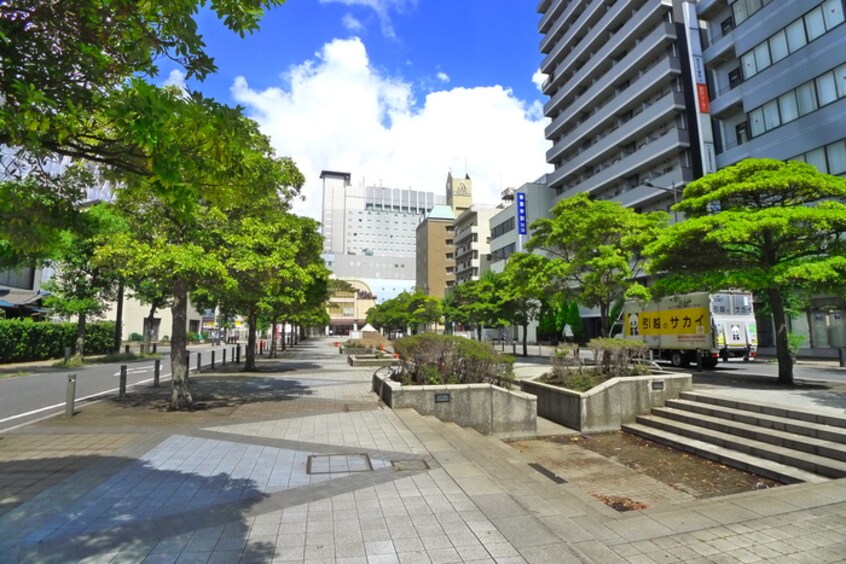 新宿公園(公園)まで60m シンシア三番館