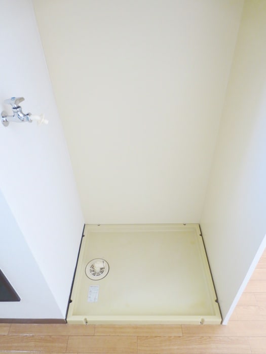 洗濯機置場 レジデンス光和 111