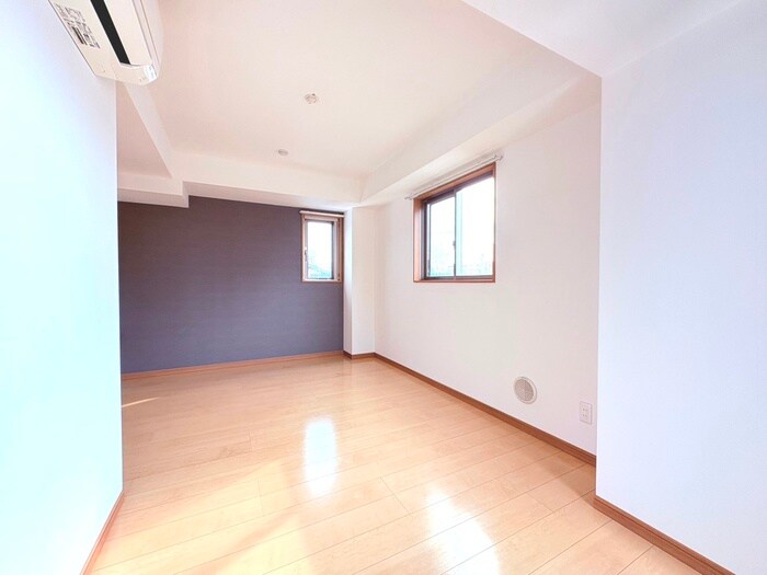 居室 シンシア八番館