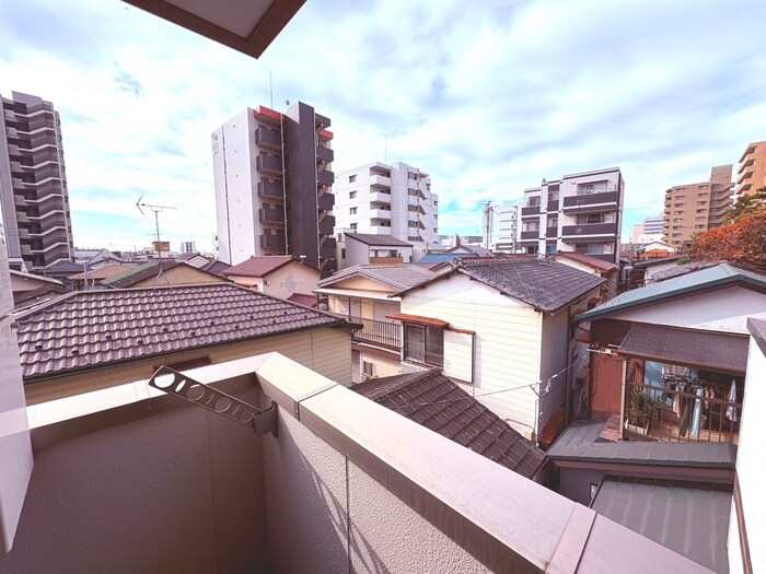 室内からの展望 シンシア八番館