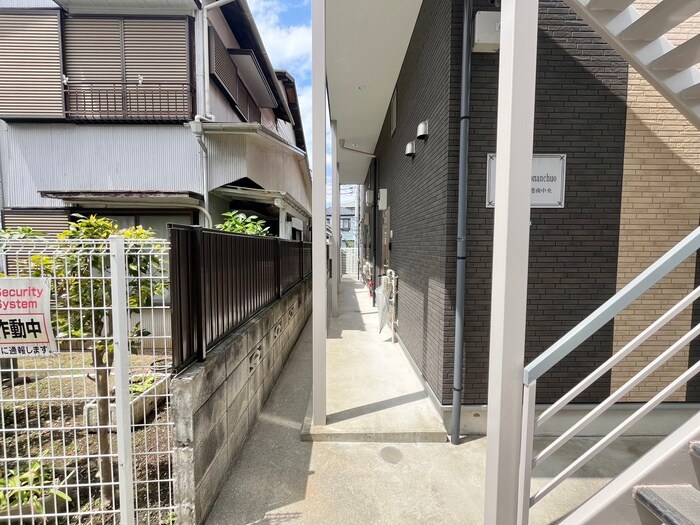 エントランス部分 ラ・シエスタ港南中央