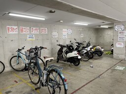 駐輪場