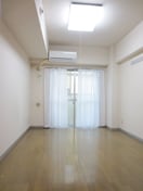 居室 エ－リフロ－レンスＢ