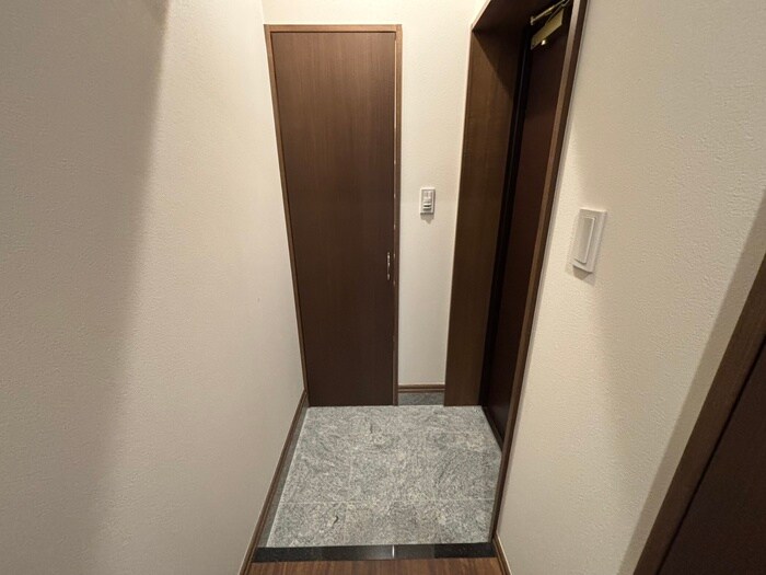 玄関 モンテヴェルデ神楽坂弐番館