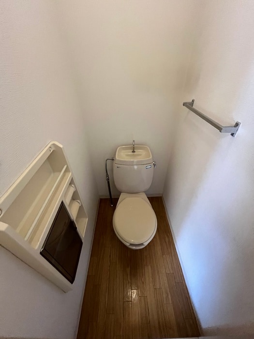 トイレ ヴィルヌ－ブ