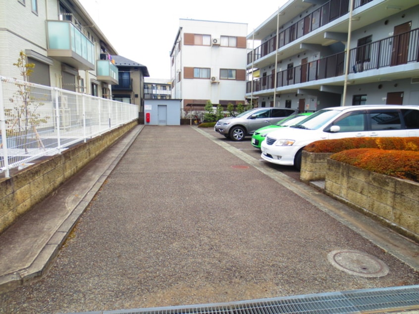 駐車場 グランシャリオ