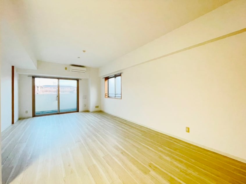 居室 フロ－レンスＡＫＩＳＨＩＭＡ