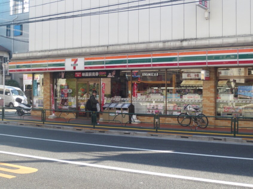 セブンイレブン千石１丁目店(コンビニ)まで41m レジディア文京千石Ⅱ