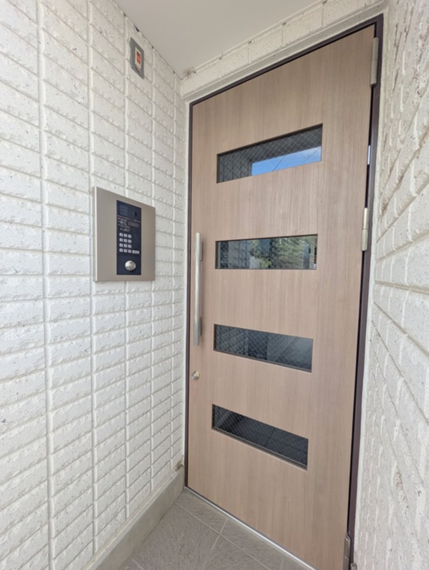 エントランス部分 CanaryWharf青砥