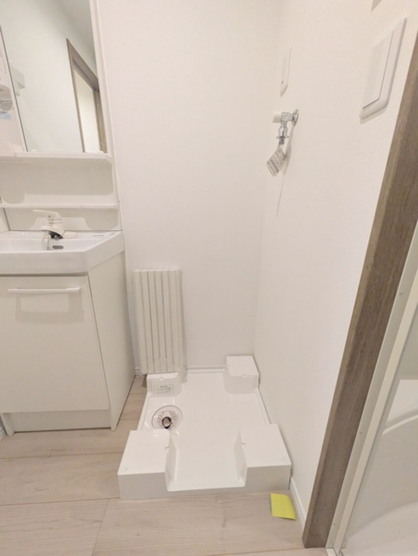 洗濯機置場 CanaryWharf青砥