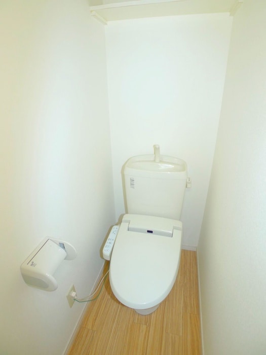 トイレ フルジェンテ・カ－サ