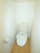 トイレ フルジェンテ・カ－サ