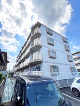 ドゥ・シャト－・ブラン１番館