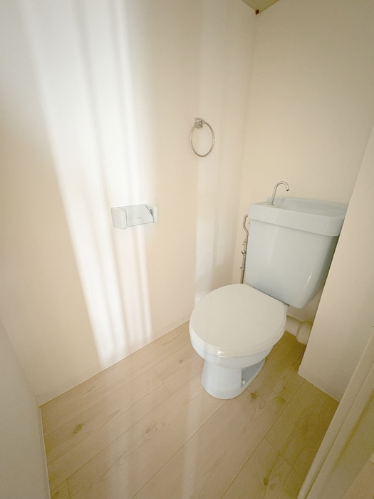 トイレ ドゥ・シャト－・ブラン１番館