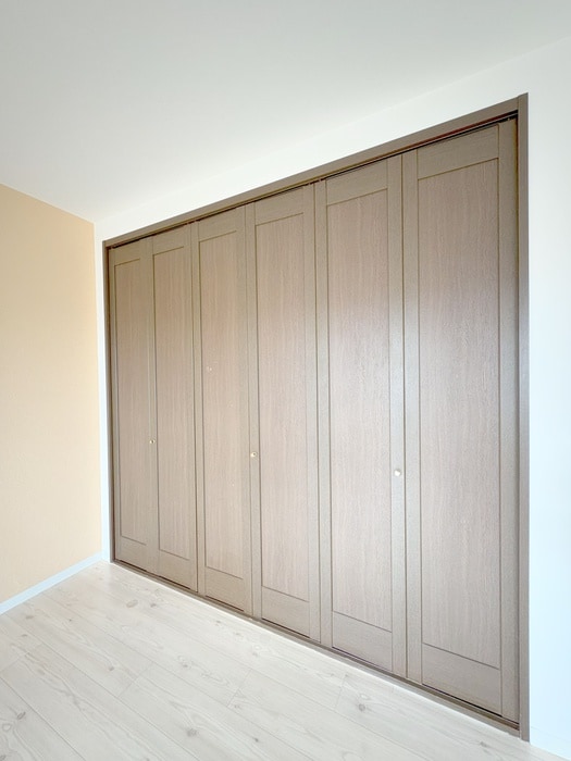 収納 ドゥ・シャト－・ブラン１番館