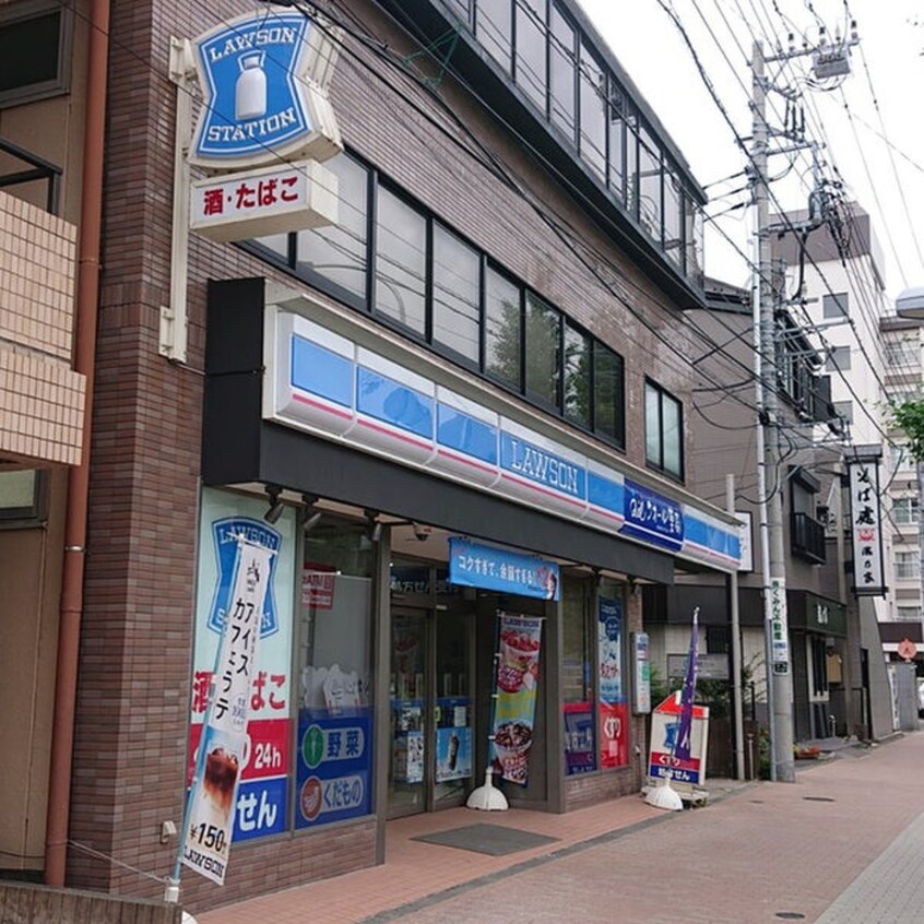 ローソン　板橋蓮根２丁目店(コンビニ)まで101m B CITY APARTMENT ITABASHINORTH