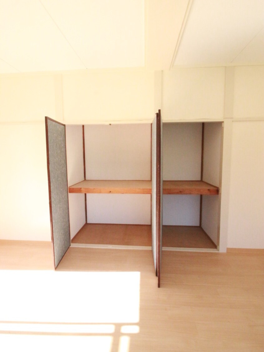 収納 コ－ポ御殿山