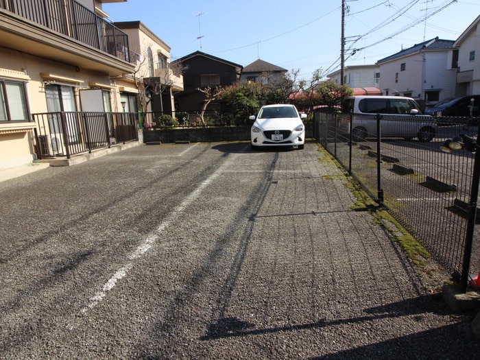 駐車場 クリエ－ル瀬谷