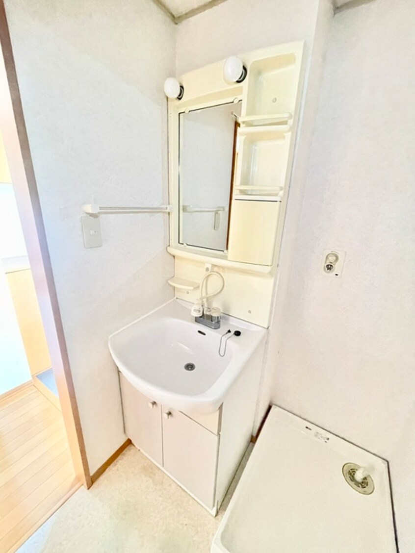 洗面 アルカサ－ル２