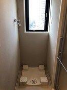 洗濯機置場 ｾﾝﾄﾗﾙﾚｼﾞﾃﾞﾝｽ西早稲田（1202）