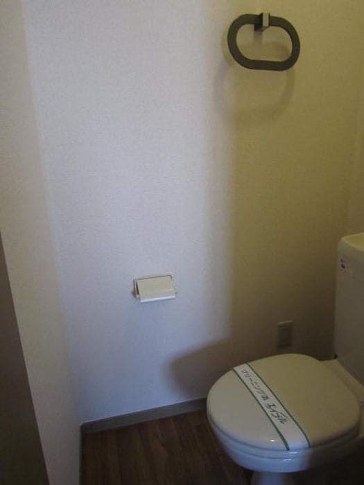 トイレ セゾンＢ