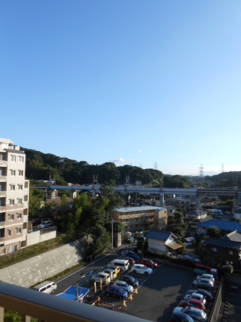 室内からの展望 ベルヴェル稲城