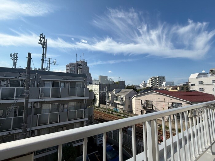 室内からの展望 ロワ－ル北千束