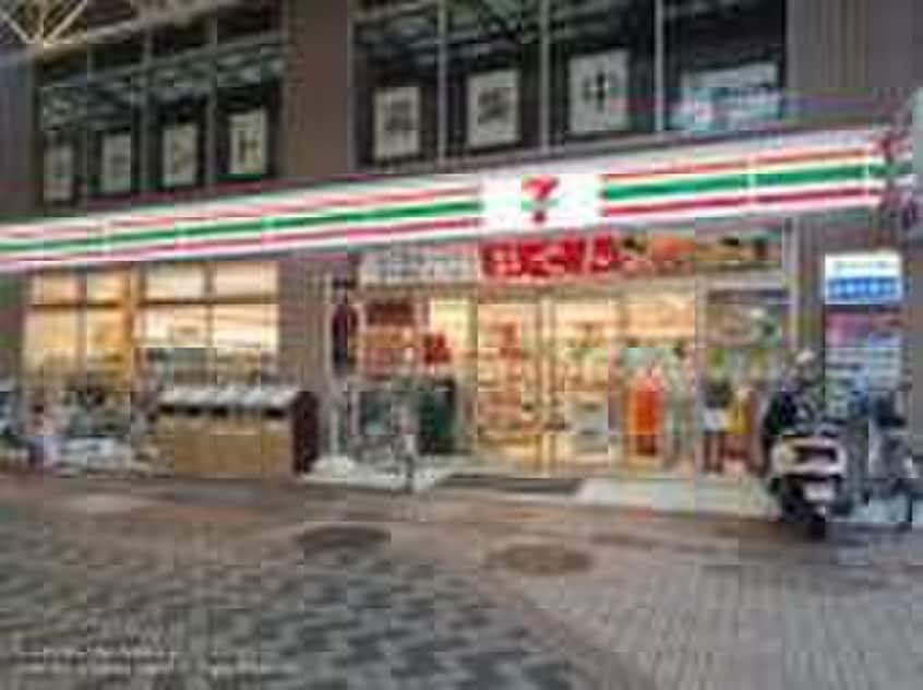 セブンイレブン横浜弘明寺町店(コンビニ)まで183m ﾎ-ﾕｳﾘﾚﾝﾄ弘明寺第２(310)